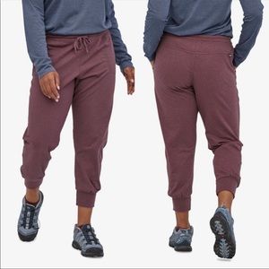 Patagonia Worn Wear Ahnya Pants in
Hyssop Purple